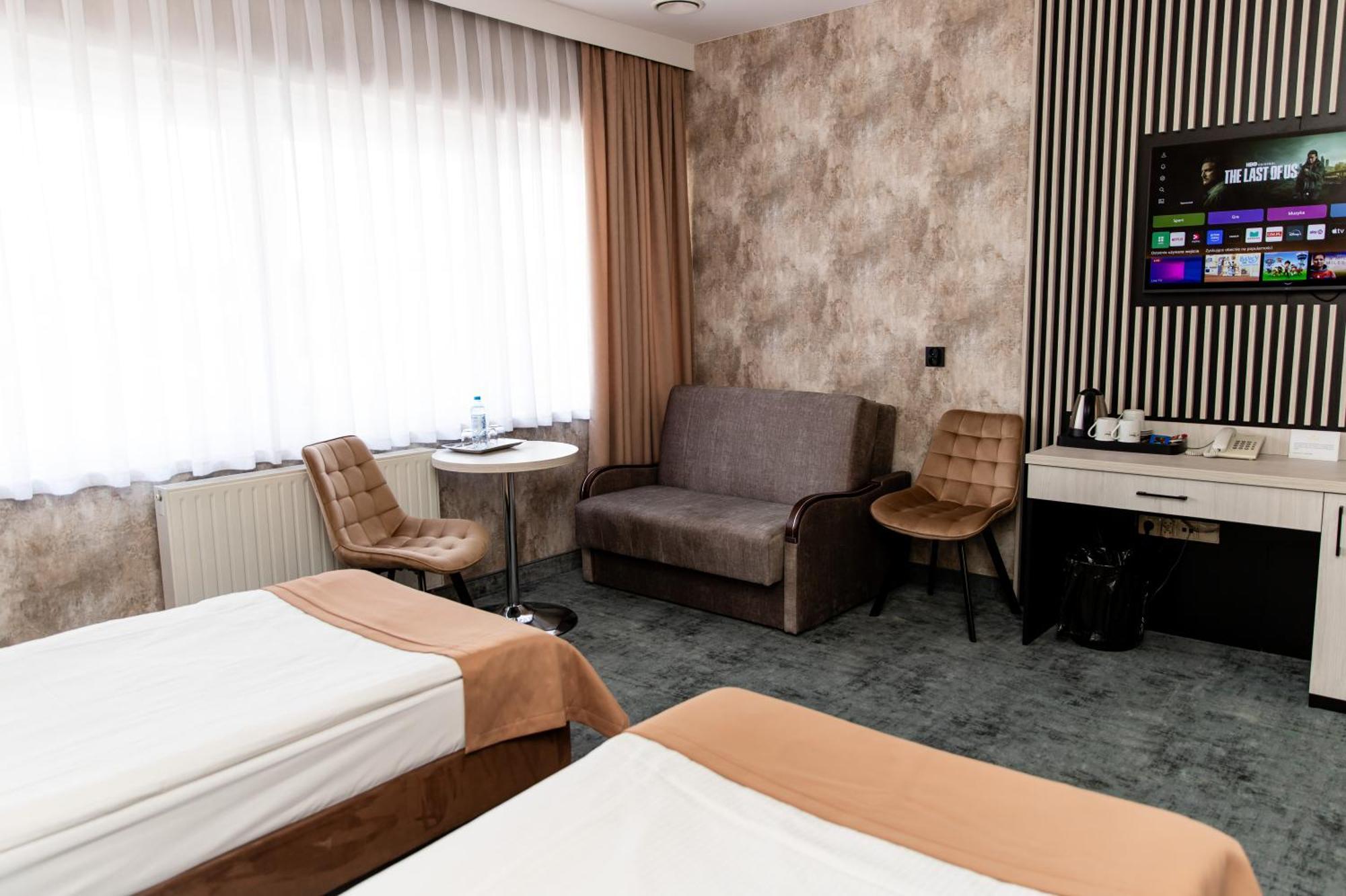 Hotel Aquarius Restaurant Wellness Spa تشيخوتشينيك المظهر الخارجي الصورة