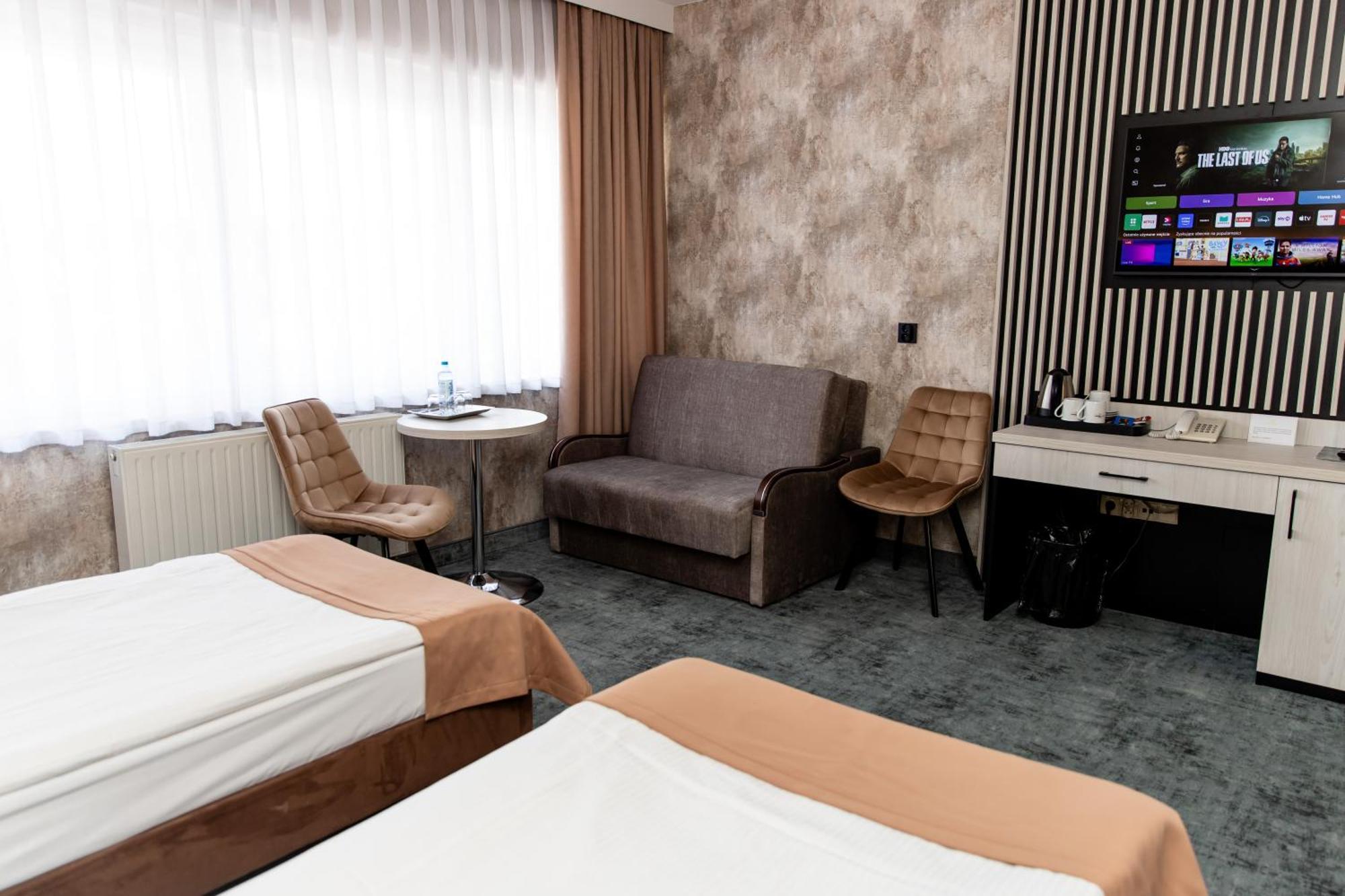 Hotel Aquarius Restaurant Wellness Spa تشيخوتشينيك المظهر الخارجي الصورة